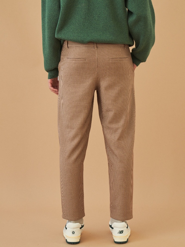 Bound Dogtooth Woven Cropped Trouser - Mocha — image 2 of 6